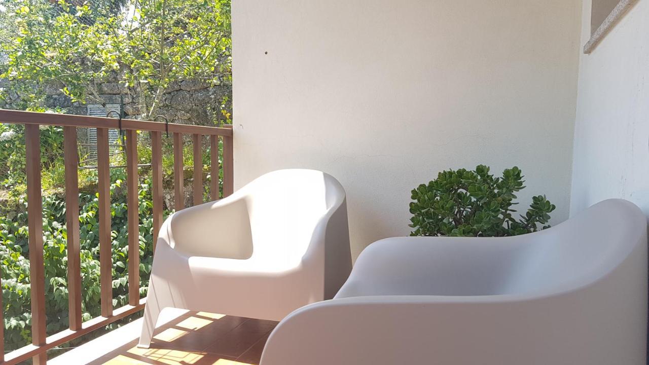 Sobreiro Apartamentos Rio Caldo 外观 照片